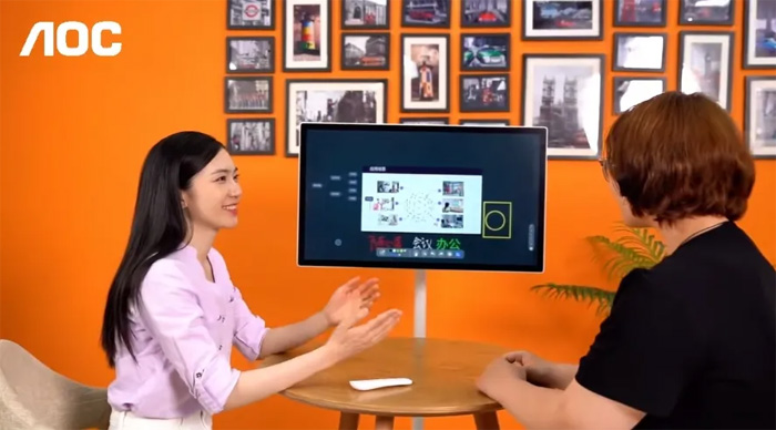 Mobile smart screen: New categories, new rules of new play